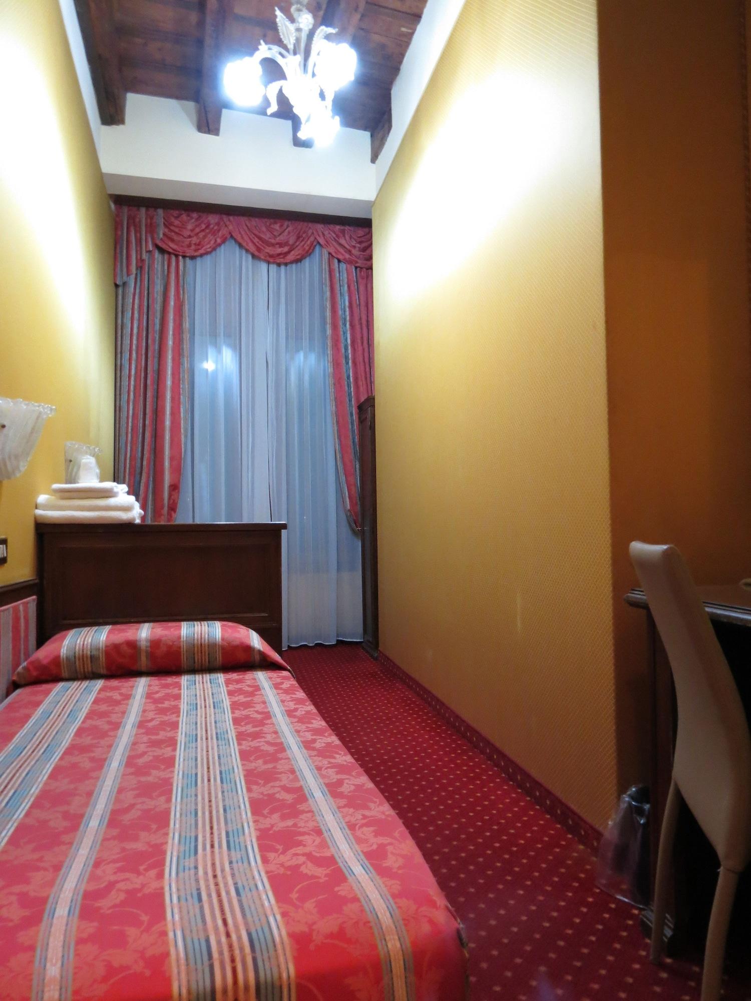 Hotel Bridge Venedik Dış mekan fotoğraf