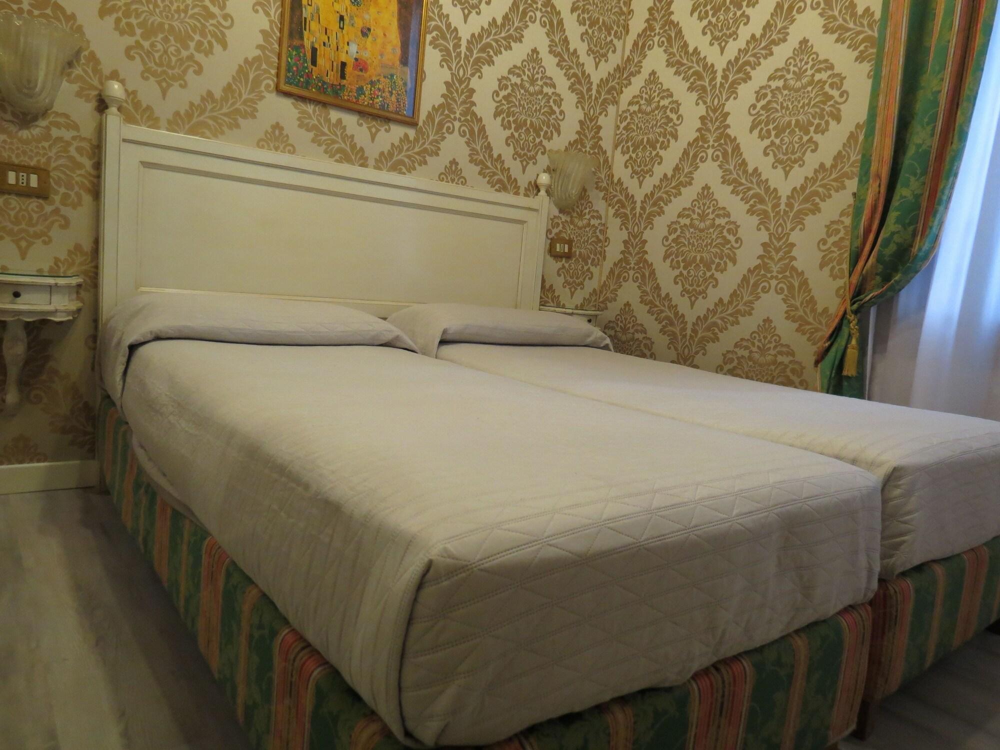 Hotel Bridge Venedik Dış mekan fotoğraf