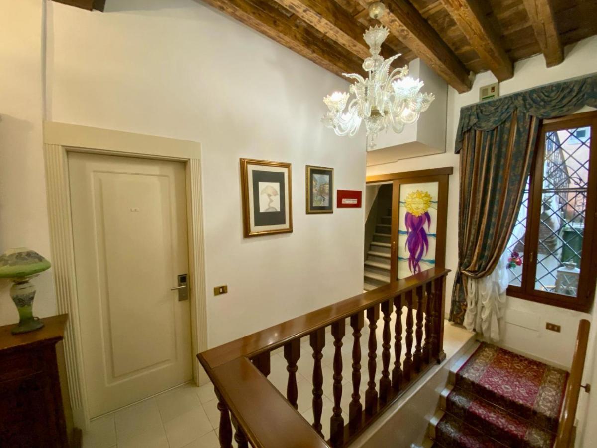 Hotel Bridge Venedik Dış mekan fotoğraf
